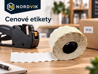 Cenové etikety na kotouči 1500 ks, produktová fotografie v prostředí Nordvik