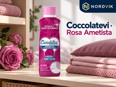 Coccolatevi parfém na praní a do domácnosti Rosa Ametista, 300 ml, produktová fotografie v prostředí Nordvik